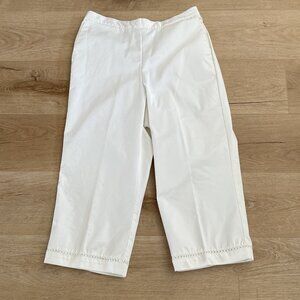 EUC Alfred Dunner White Cotton-Poly Pants w/Embroidered Trim - Size 12P (Petite)